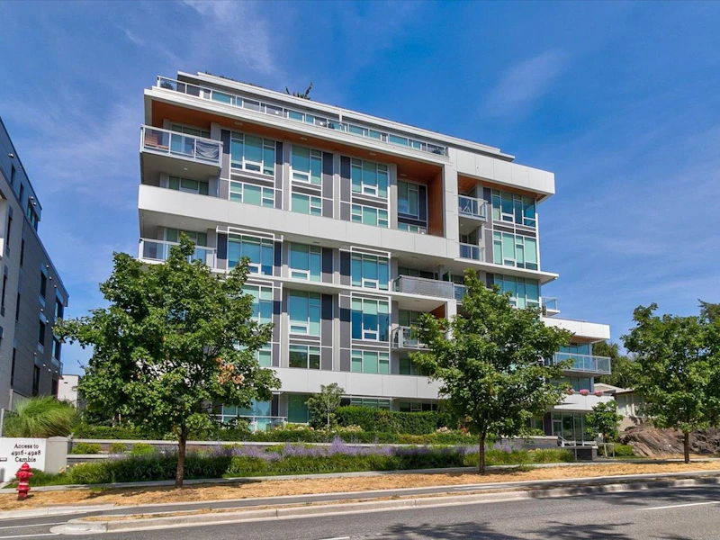 204 - 4988 Cambie Street, Vancouver BC