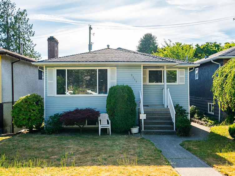 2317 Rupert, Vancouver, BC, V5M 3T2