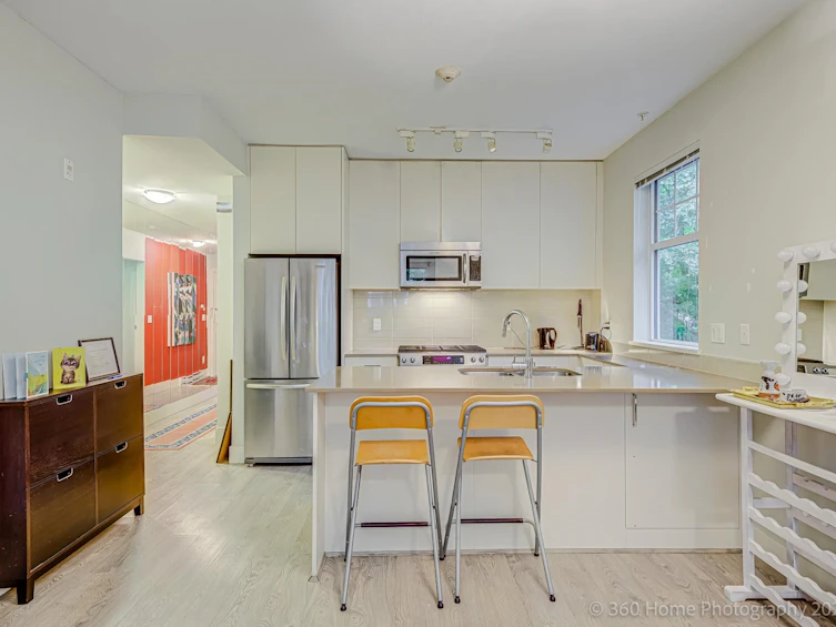 117-4255 Sardis Street, Burnaby, BC, V5H 1K6