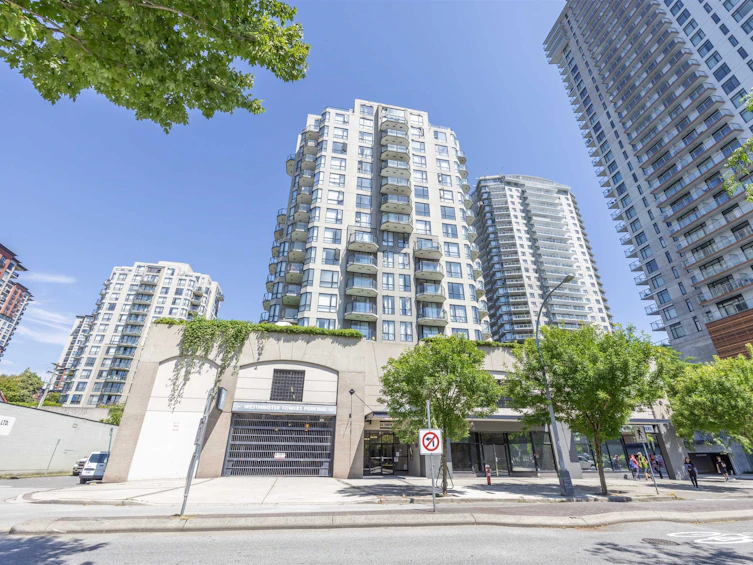 805-55 Tenth Street, New Westminster, BC, V3M 6R5