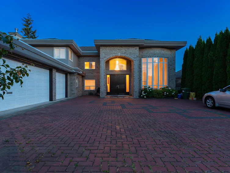 6500 Francis Road, Richmond, BC, V7C 1K5