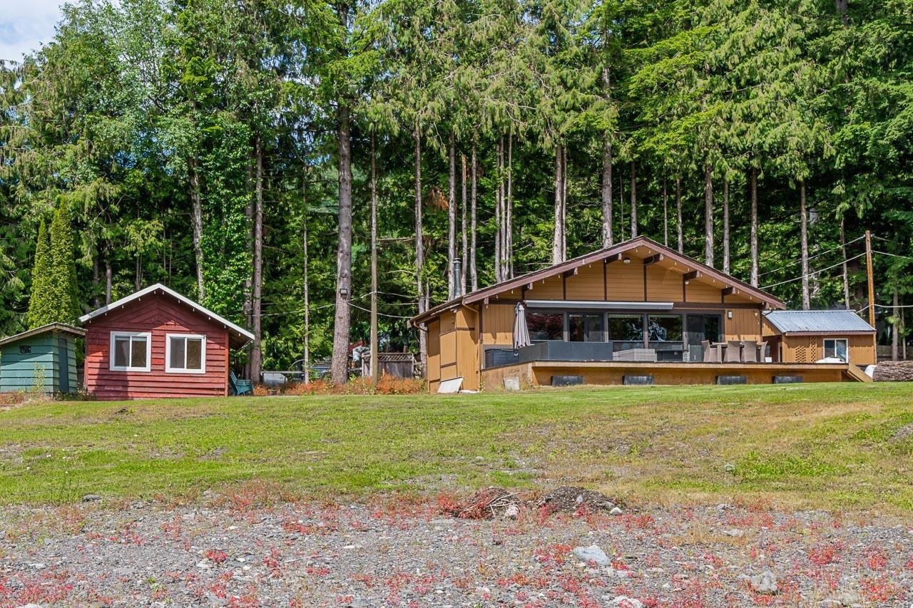 1680 Columbia Valley Road, Cultus Lake, BC, V2R 4X2