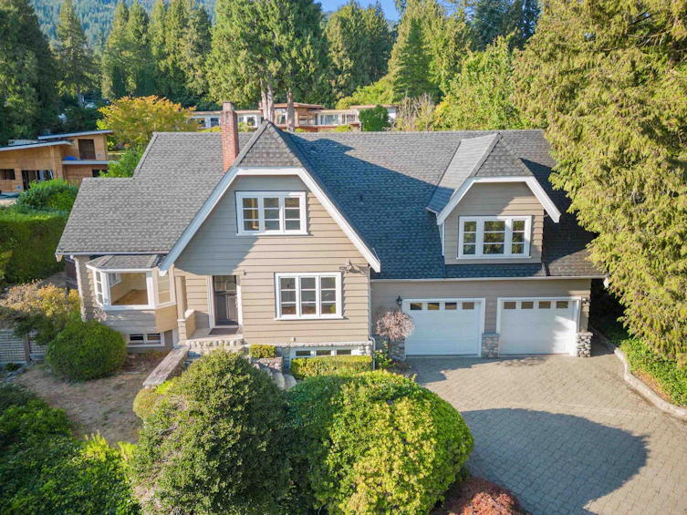 2957 Palmerston Avenue, West Vancouver, BC, V7V 2X2