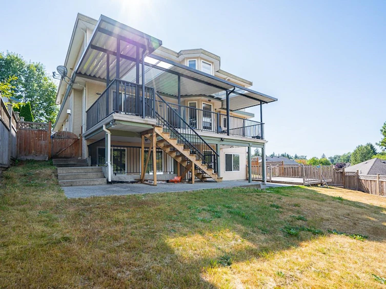 7718 145 Street, Surrey, BC, V3S 9C4