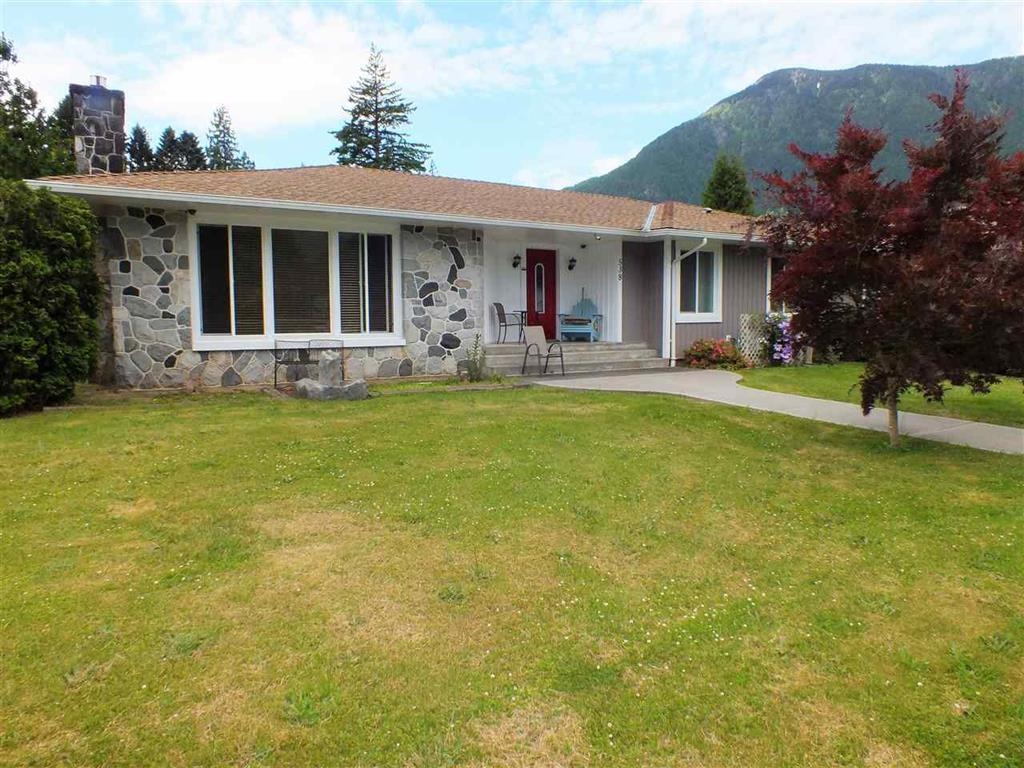 538 3rd Avenue, Hope, BC, V0X 1L0