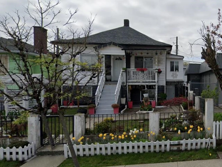 5319 Joyce Street, Vancouver, BC, V5R 4H3 - 3
