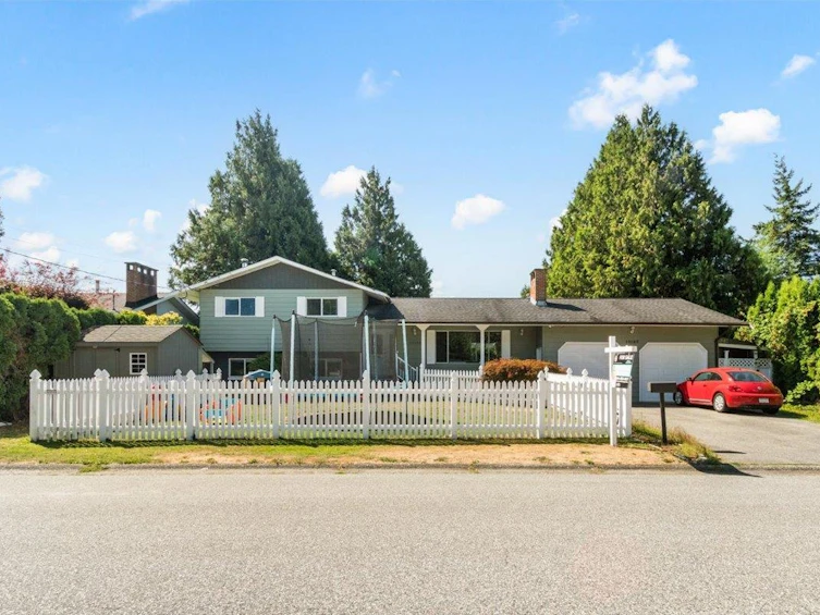 10189 Oval Drive, Chilliwack, BC, V2P 6R2