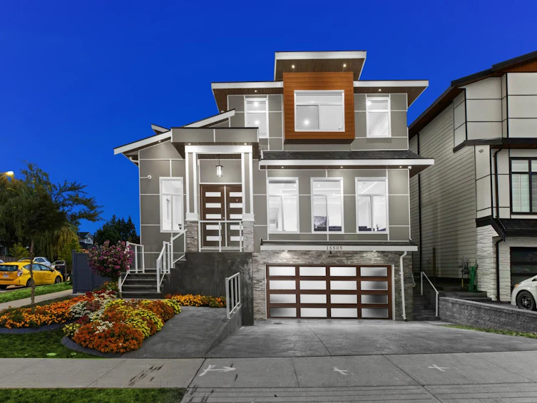 15505 78 Avenue, Surrey, BC, V3S 3P2
