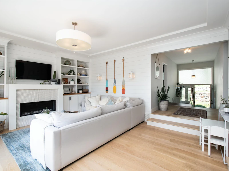 953 Shavington Street, North Vancouver BC V7L 1K6