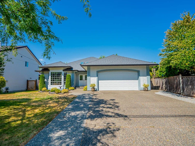 20977 44 Avenue, Langley, BC, V3A 5A9