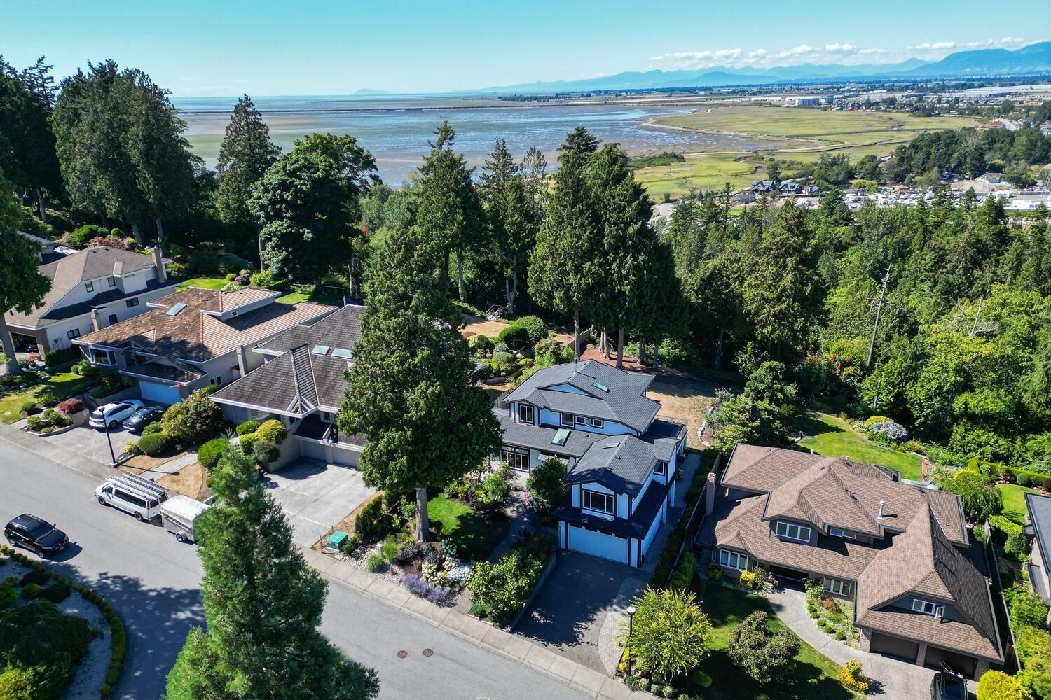 1243 Pacific Drive, Delta, BC, V4M 2K2