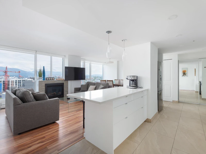1302 - 183 Keefer Place, Vancouver BC V6B 6B9
