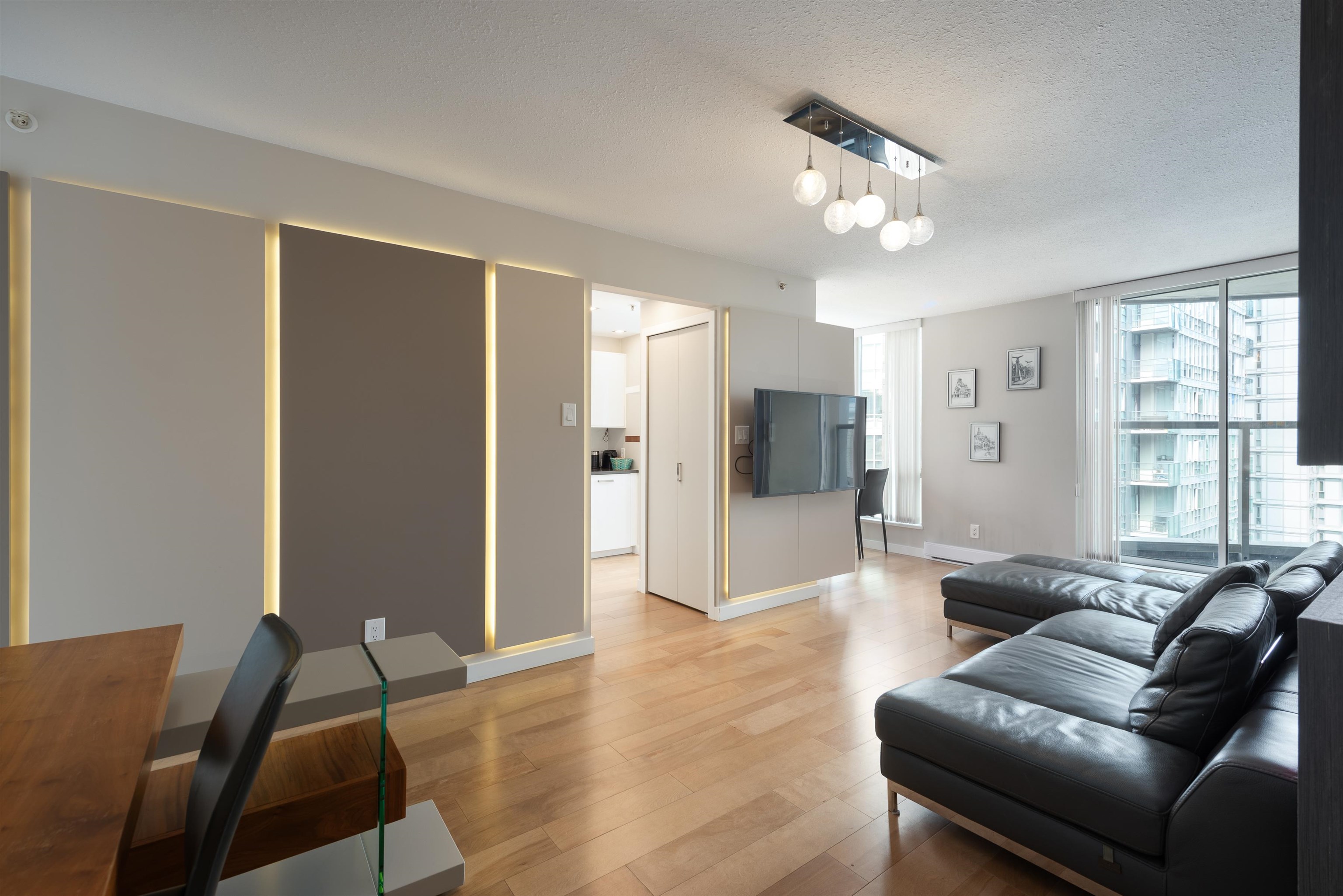 2203-1166 Melville Street, Vancouver, BC, V6E 4P5