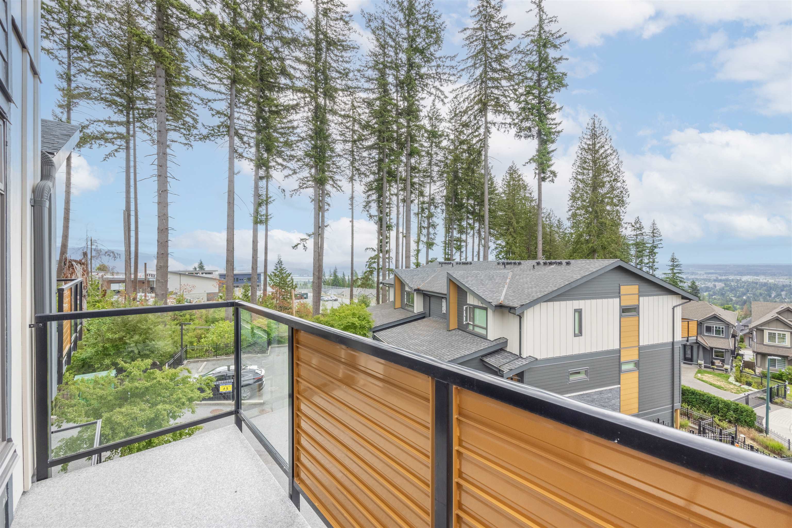 116-3525 Chandler Street, Coquitlam, BC, V3E 0L9