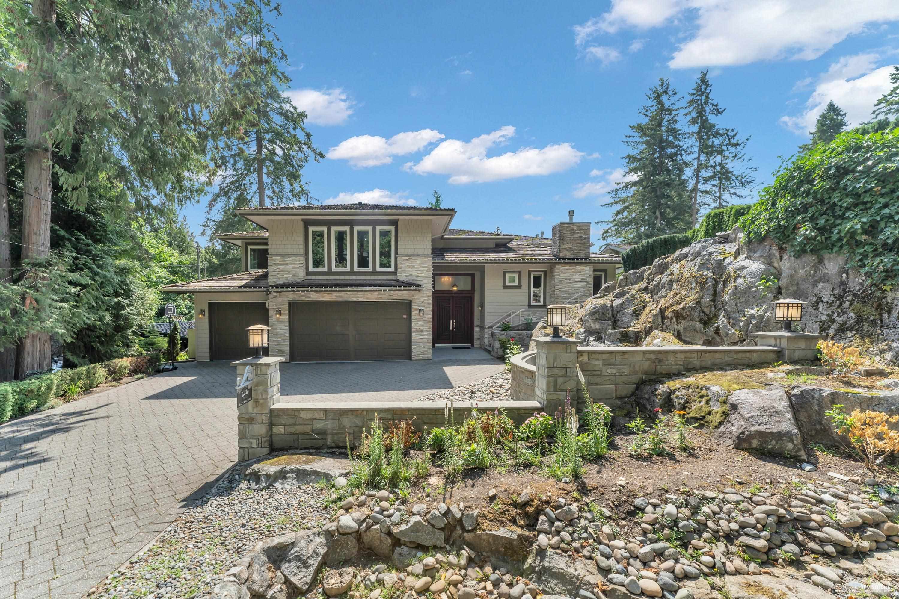 3930 Bayridge Avenue, West Vancouver, BC, V7V 3J4