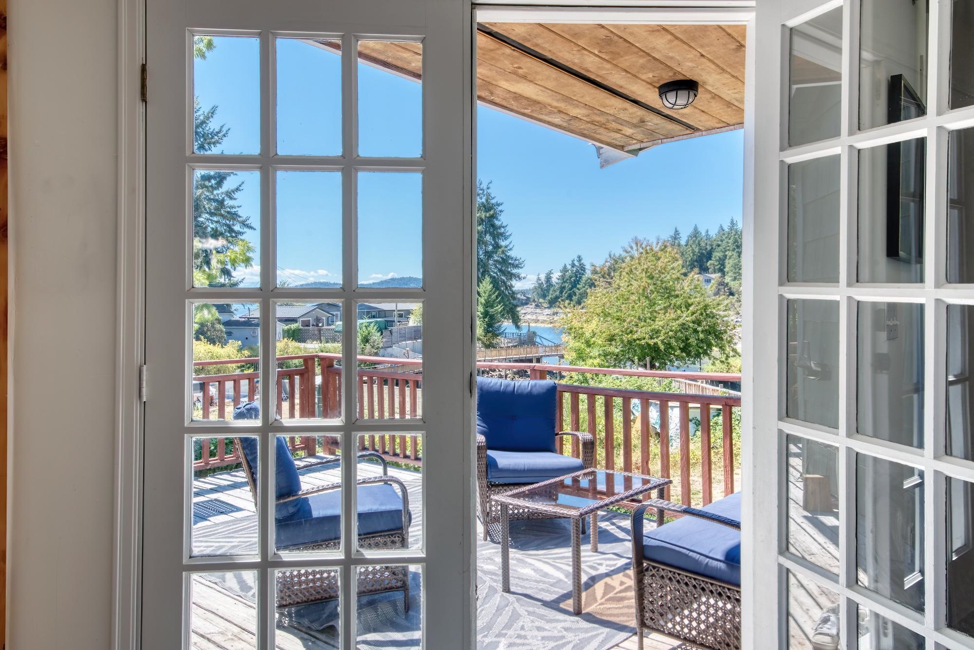 5625 O'brian Road, Halfmoon Bay, BC, V7Z 1E9