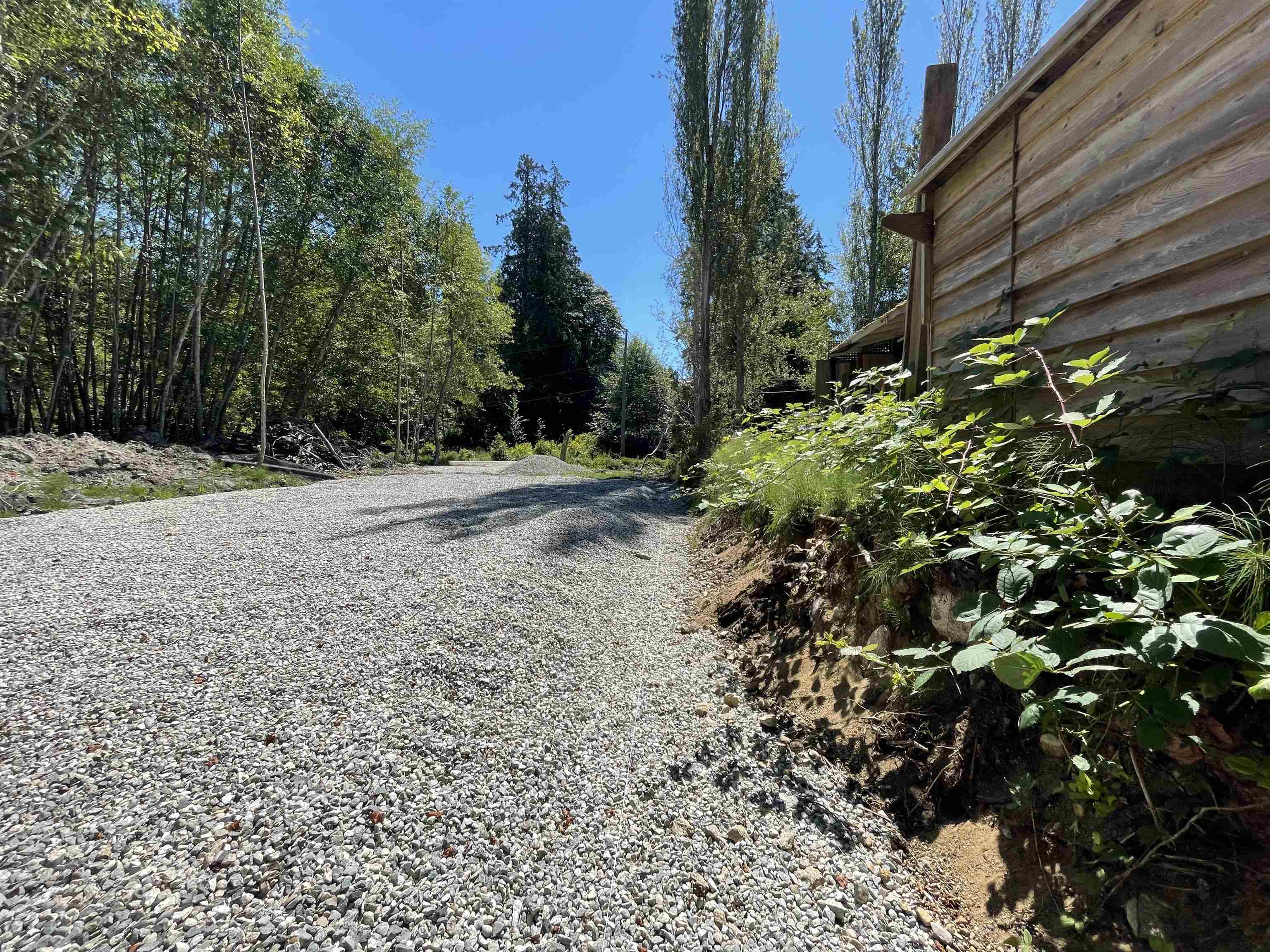 4713 Klevins Road, Pender Harbour Egmont, BC, V0N 1S1 - 10
