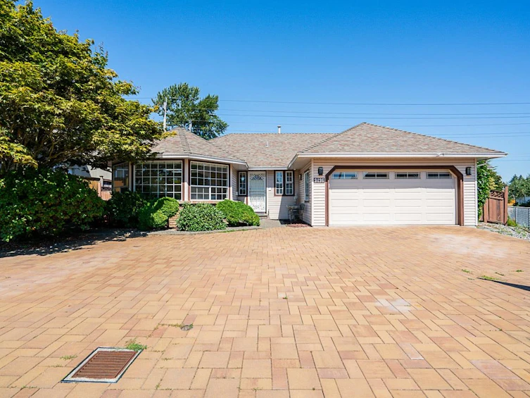 9496 160a Street, Surrey, BC, V4N 2P4