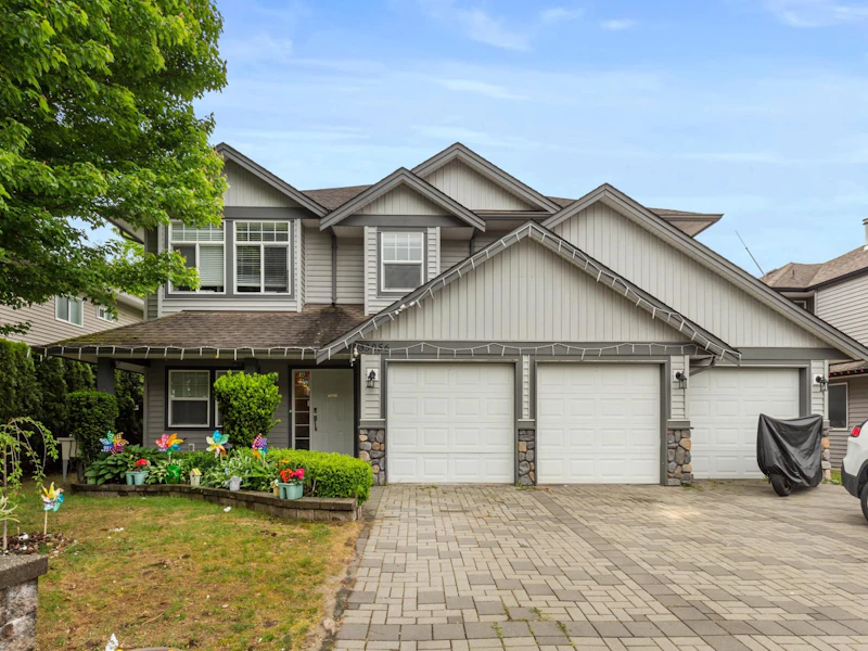 33056 Desbrisay Avenue, Mission BC V2V 7R6