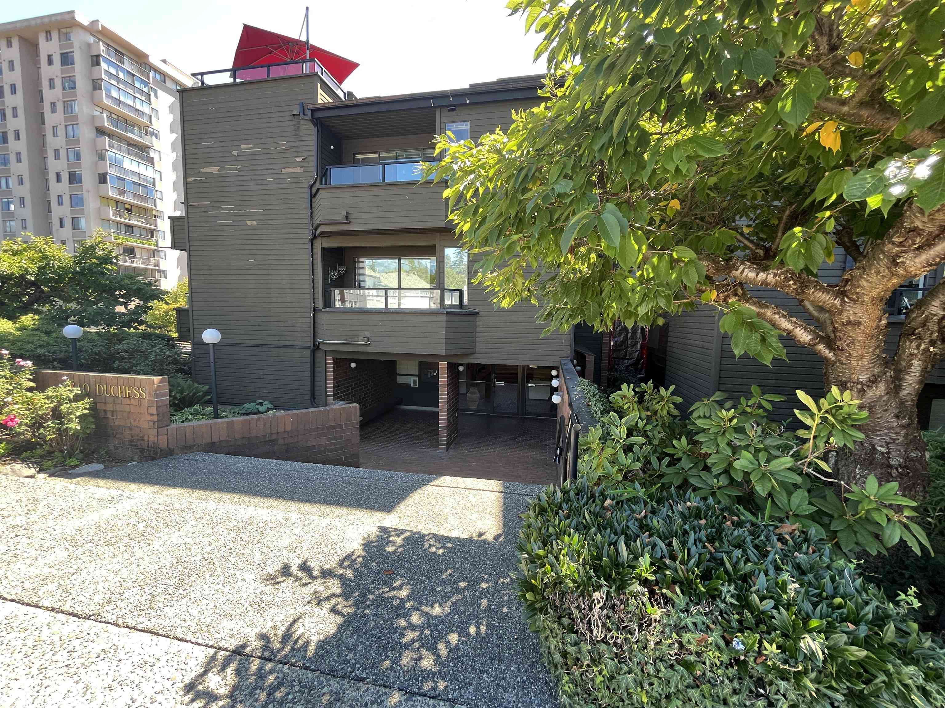 207-1340 Duchess Avenue, West Vancouver, BC, V7T 1H6
