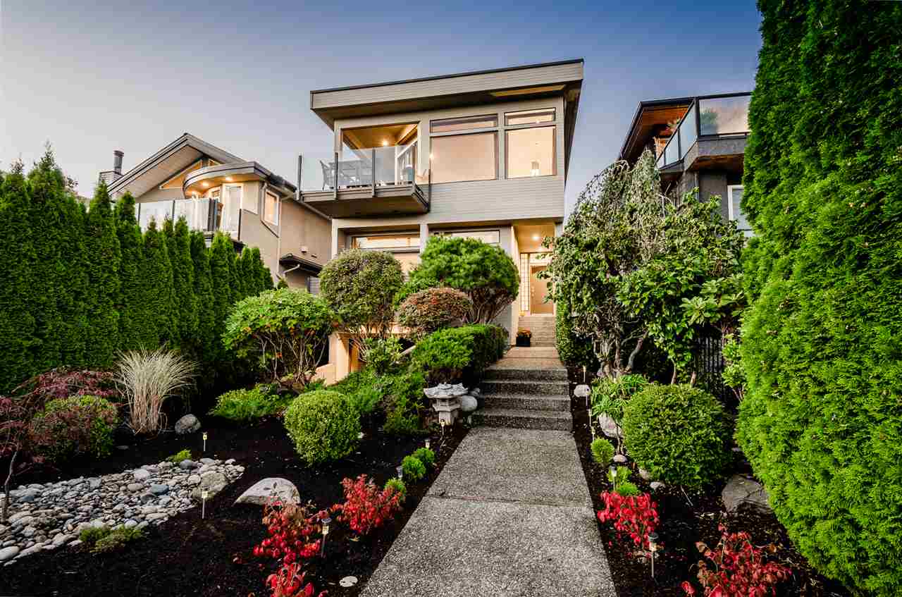 1157 Duchess Avenue, West Vancouver, BC, V7T 1H1