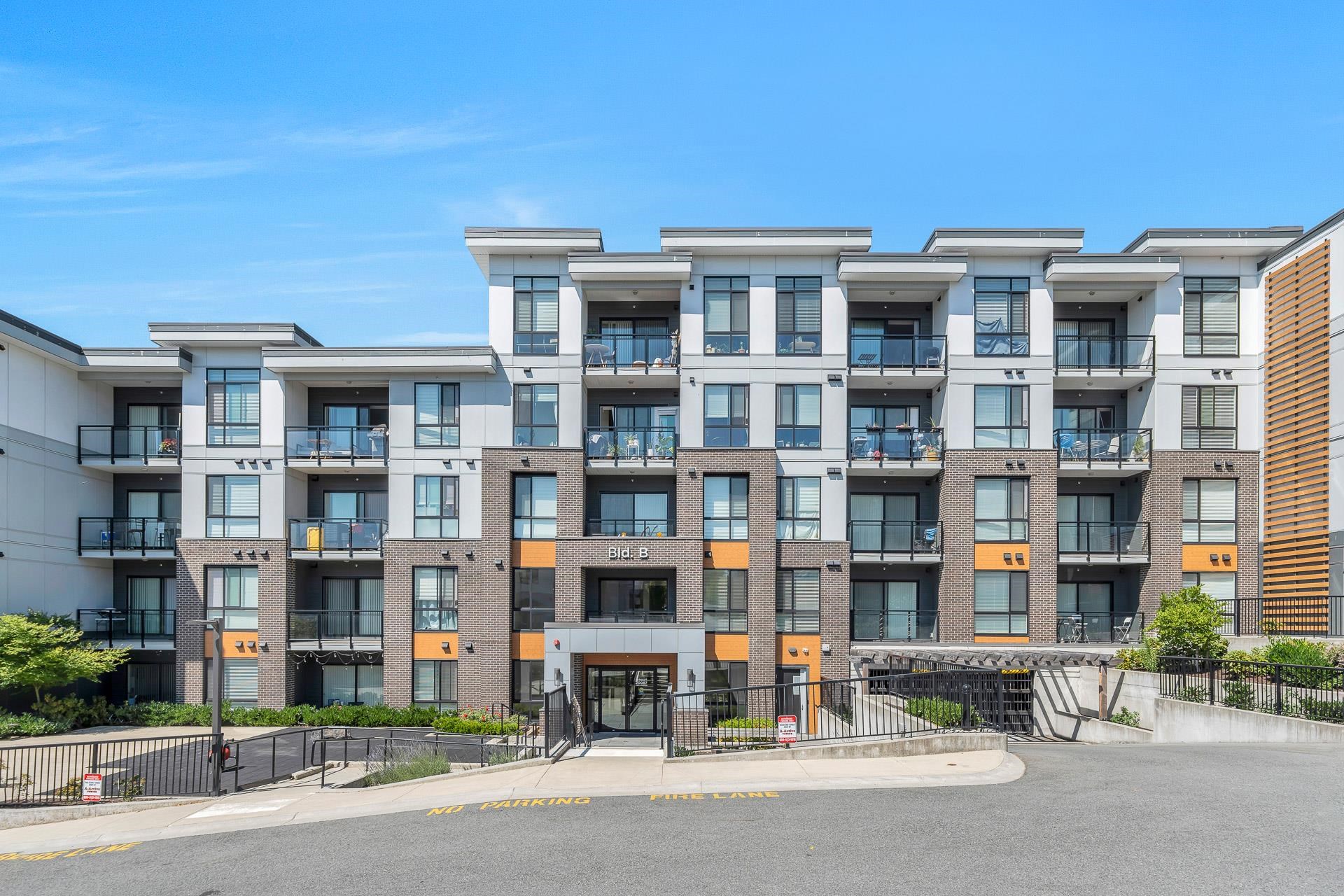B005-20087 68 Avenue, Langley, BC, V2Y 0Y3