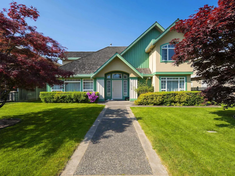 5039 Irmin Street, Burnaby, BC, V5J 1Y6