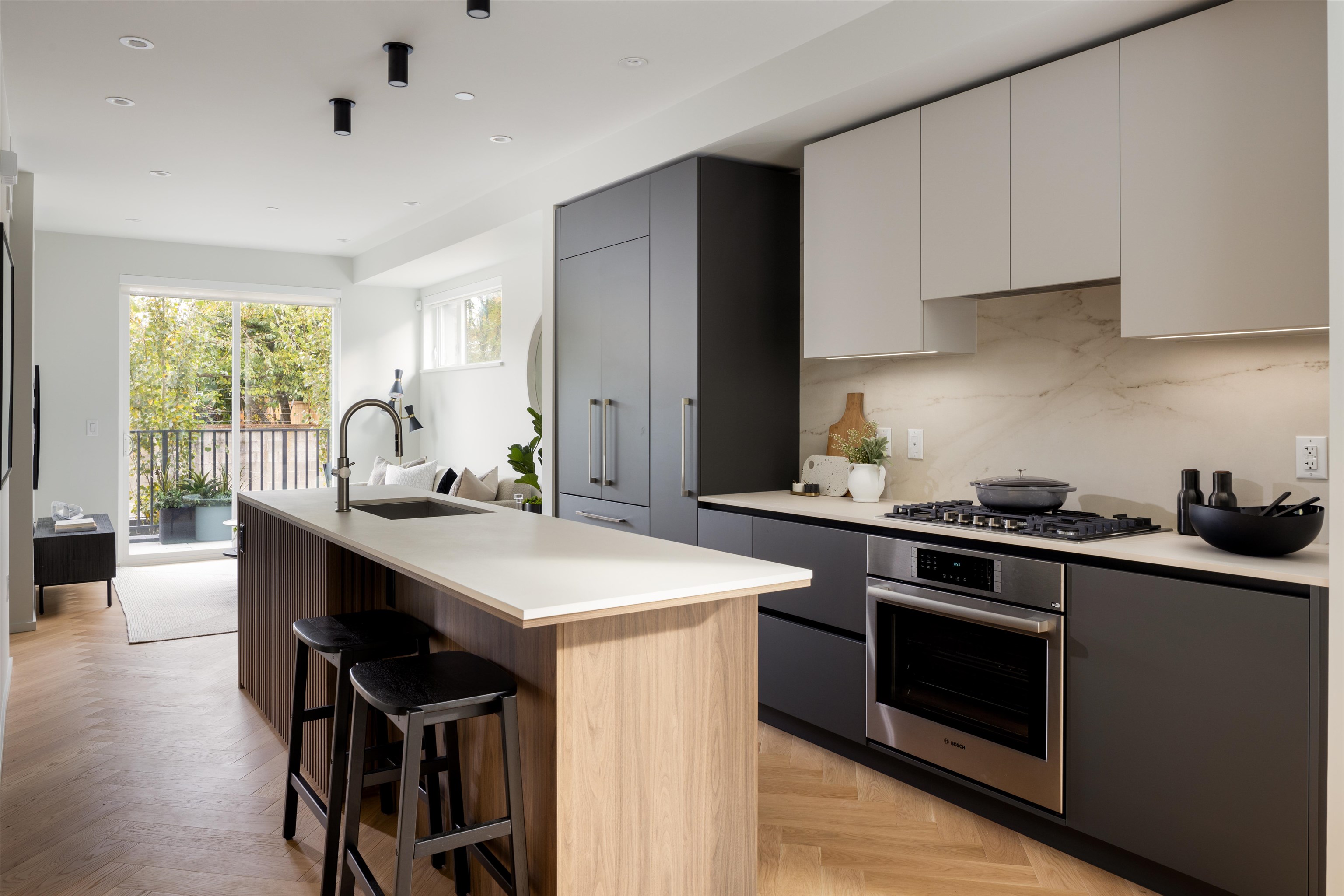 124-755 W 49th Avenue, Vancouver, BC