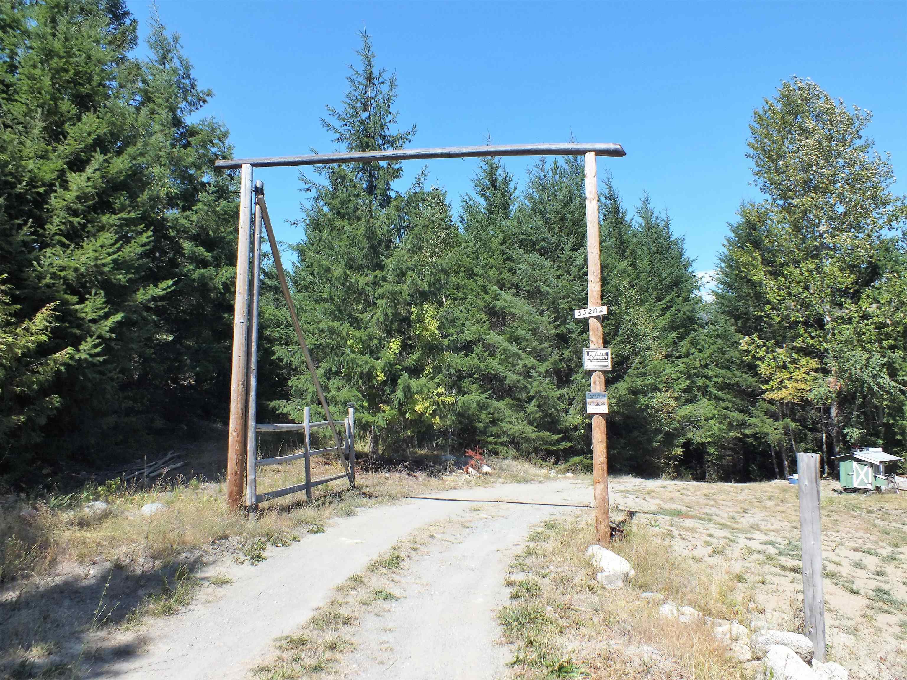 53202 Chaumox Road, Hope, BC, V0K 1C0 - 35
