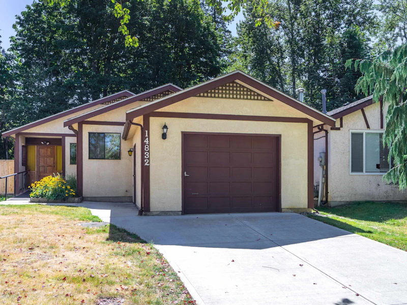 14832 17th Avenue, Surrey BC V4A 6V4