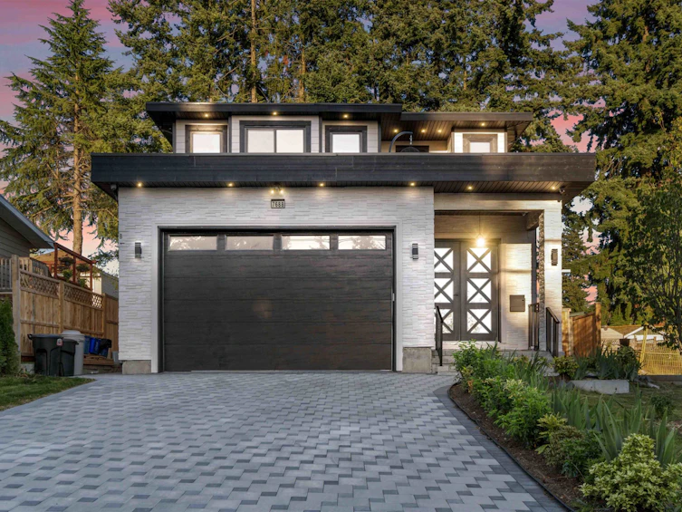 7688 115a Street, Delta, BC, V4C 5R2