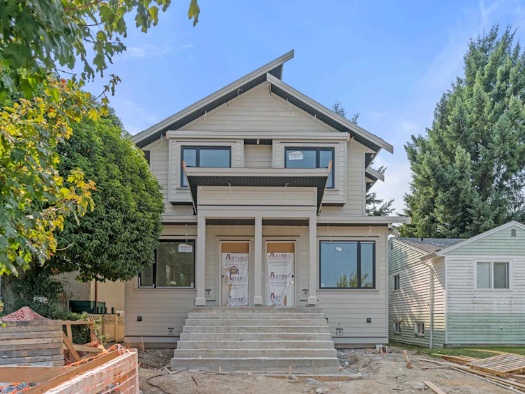 3224 Marmion Avenue, Vancouver, BC, V5R 4W8