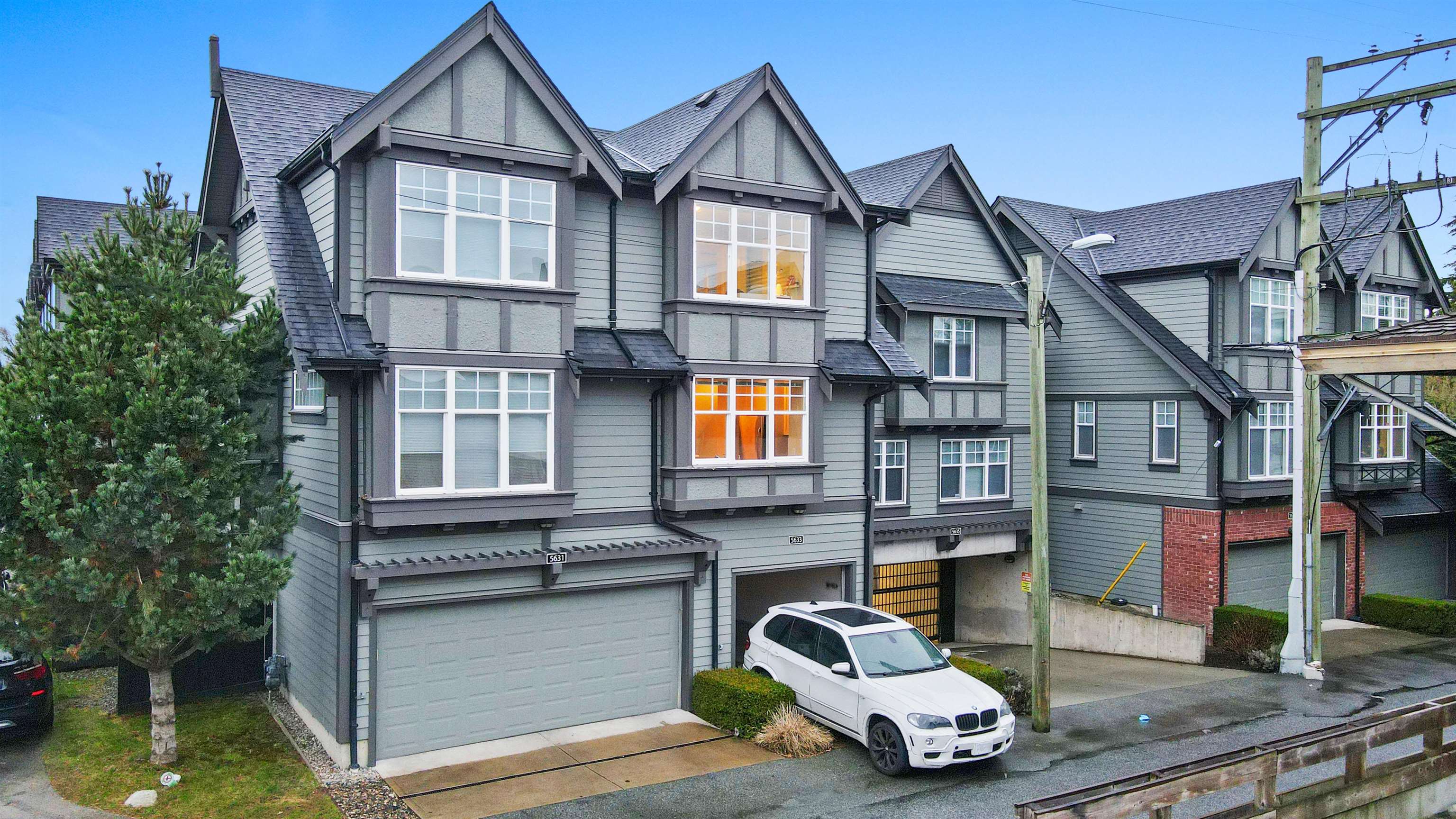 5633 Willow Street, Vancouver, BC, V5Z 3S3