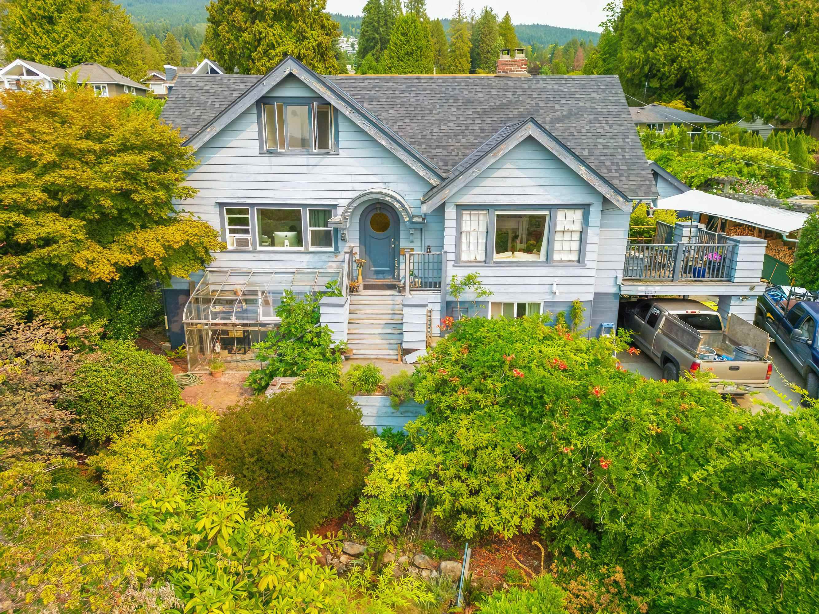 1449 Mathers Avenue, West Vancouver, BC, V7T 2G5