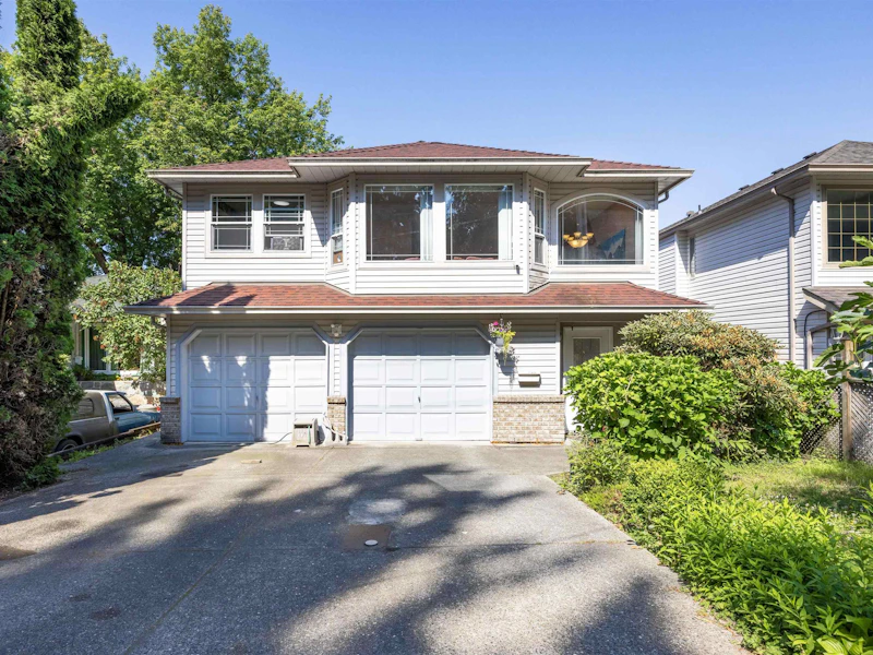 11637 207th Street, Maple Ridge BC V2X 1X2