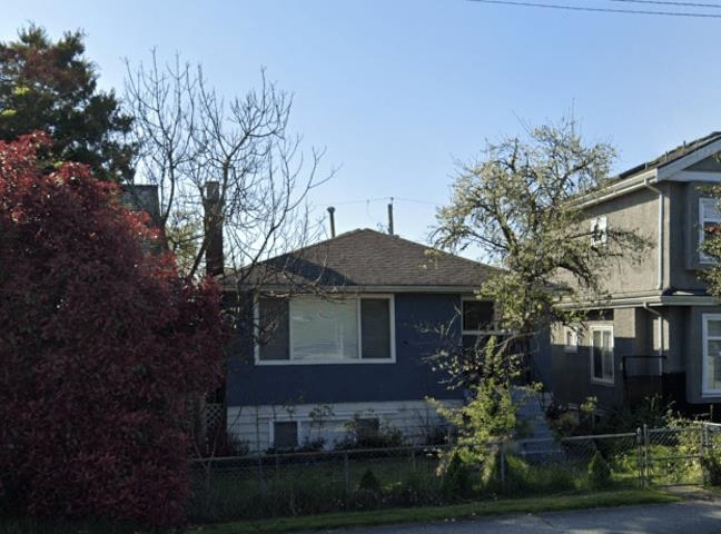 4675 Rupert Street, Vancouver, BC, V5R 2J4 - 3