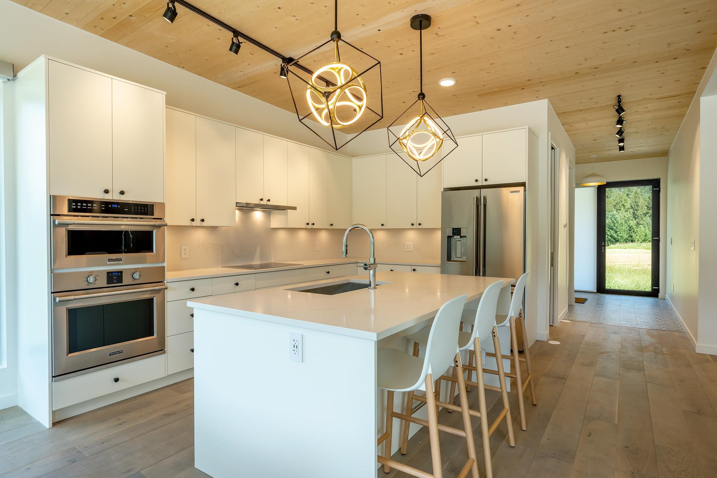 3085 Lois Road, Pemberton, BC, V0N 2L2 - 14