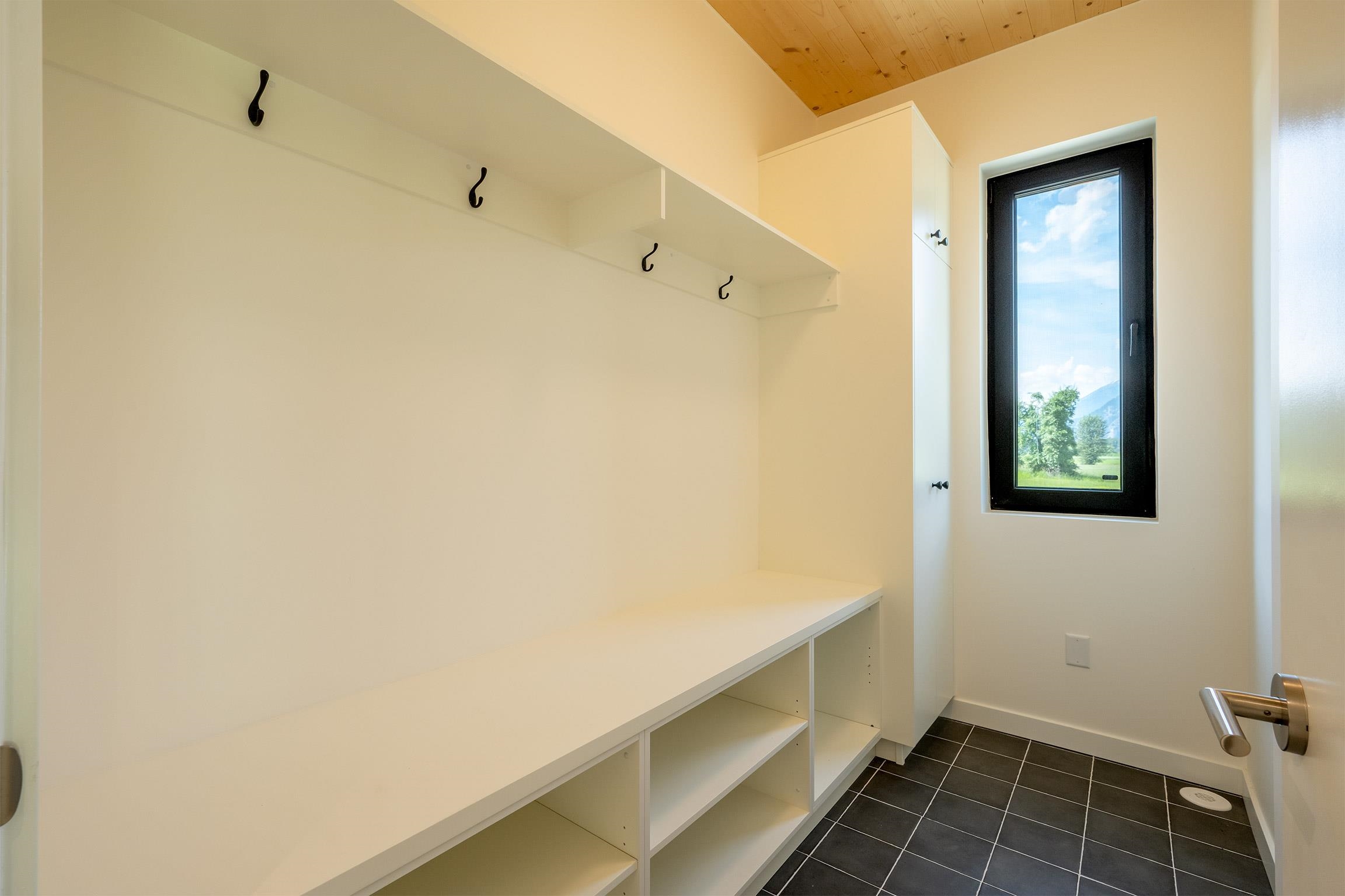 3085 Lois Road, Pemberton, BC, V0N 2L2 - 22