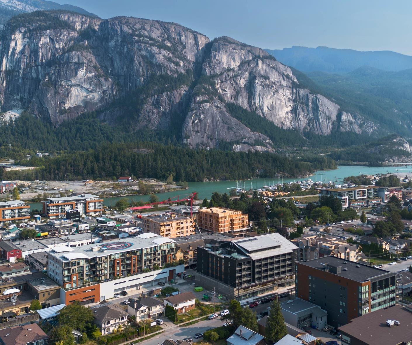 38083 Fourth Avenue, Squamish, BC, V8B 0A4 - 2
