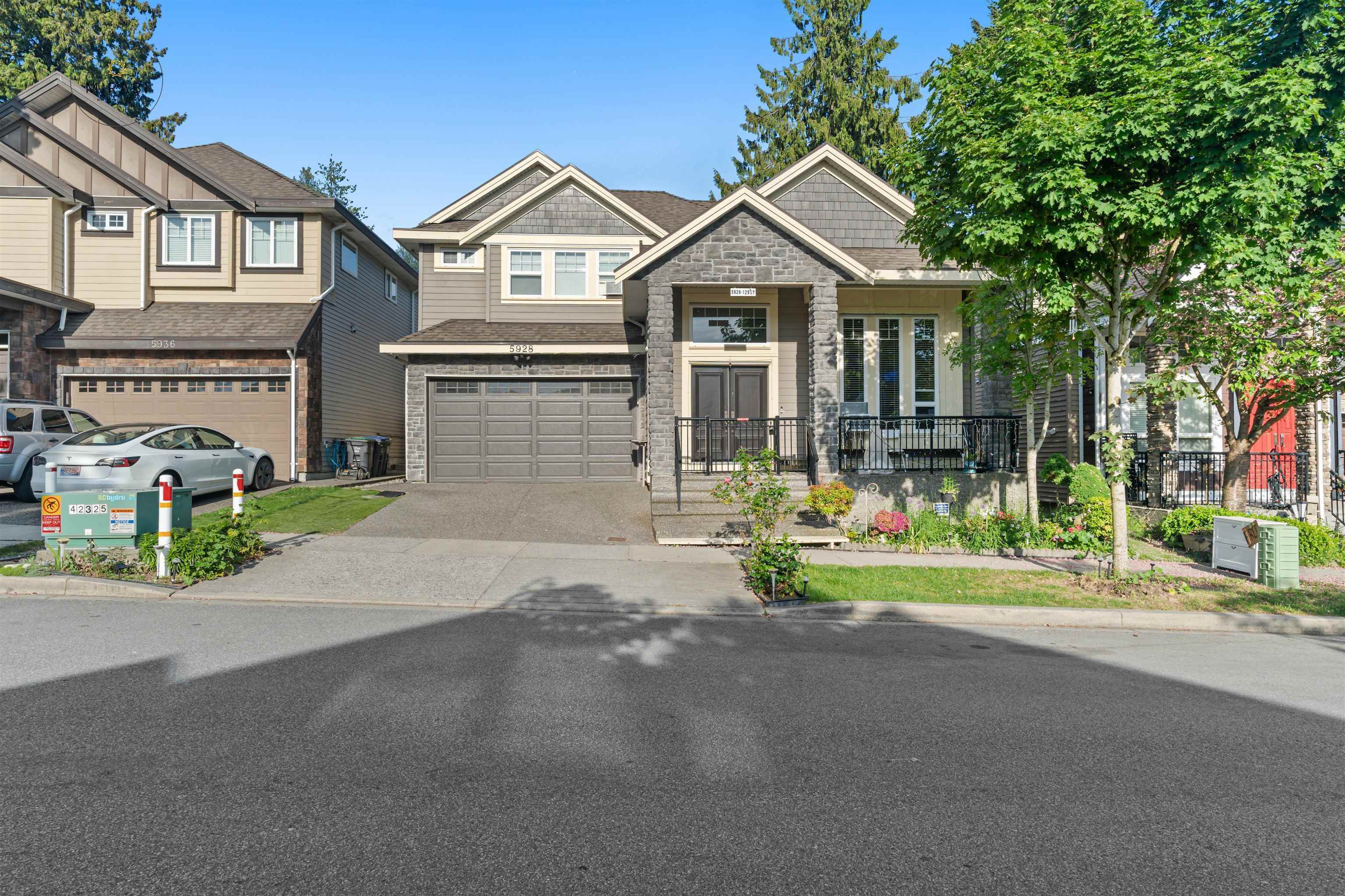 5928 129a Street, Surrey, BC, V3X 0C5