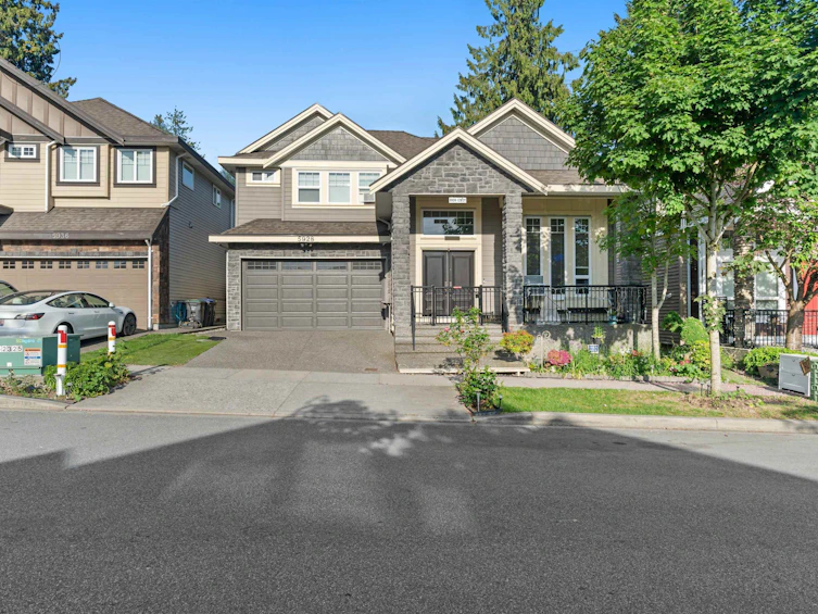 5928 129a Street, Surrey, BC, V3X 0C5