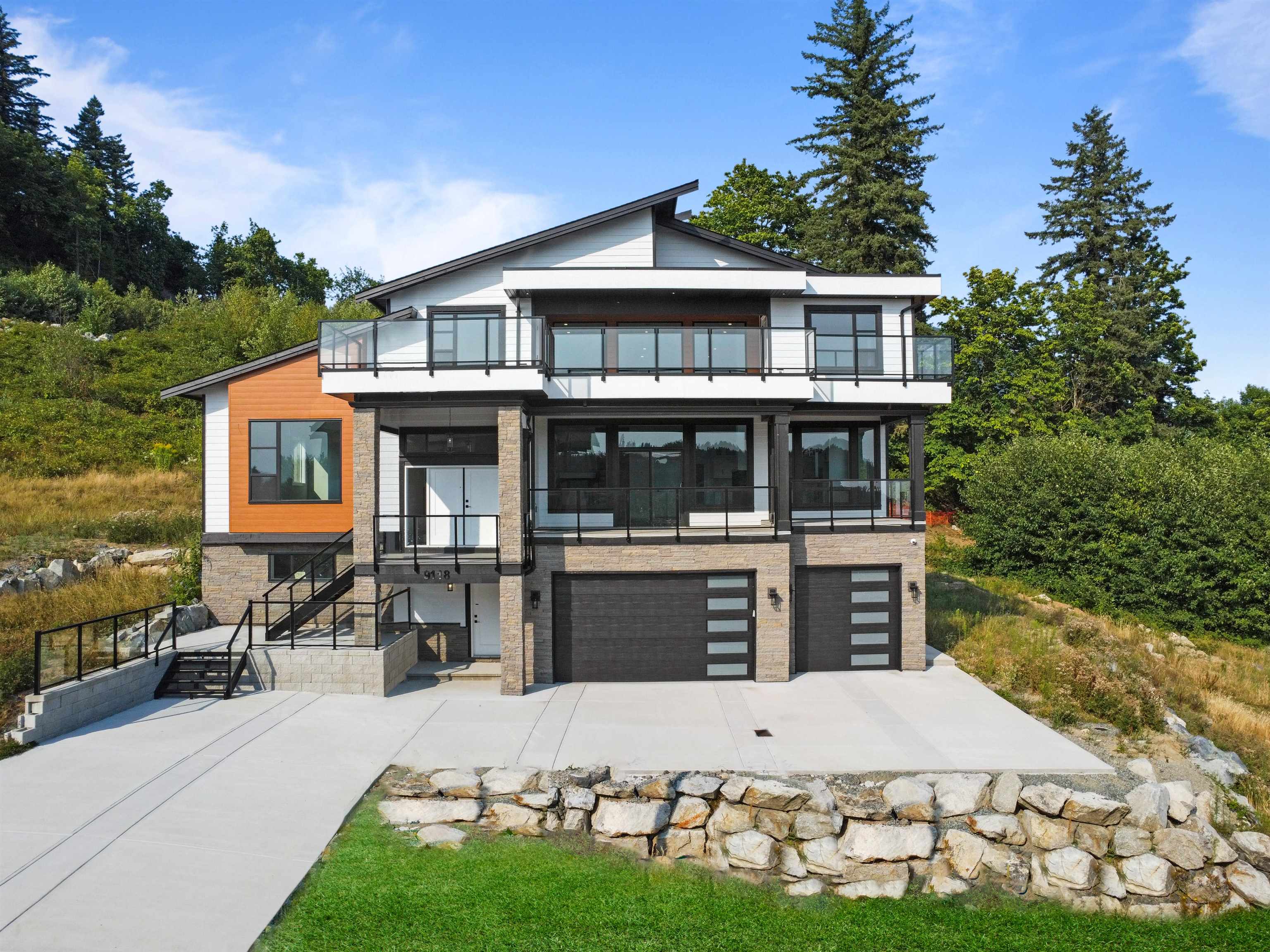 9118 Hatzic Ridge Drive, Mission, BC, V2V 0J4