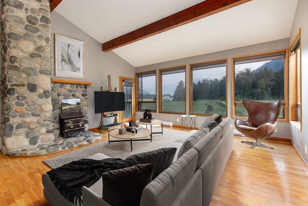 8184 Pemberton Meadows Road, Pemberton, BC, V0N 2L2 - 5