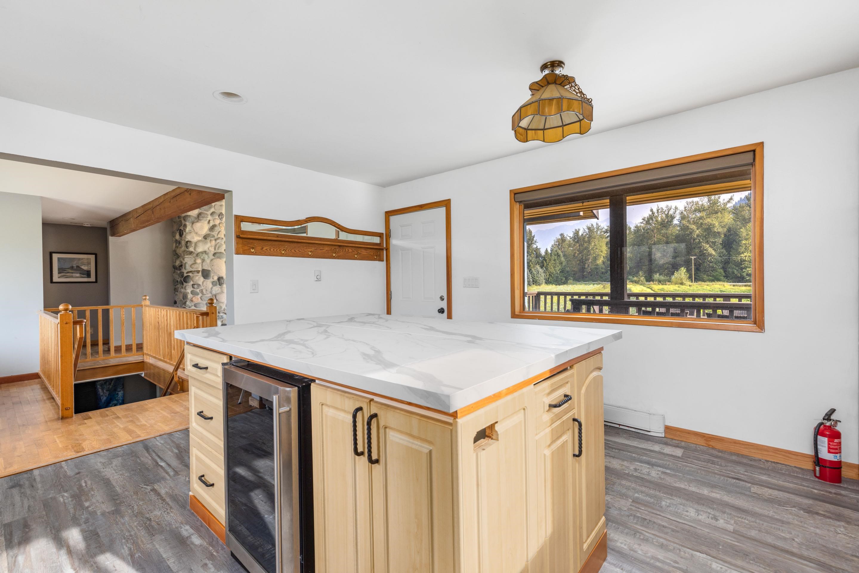 8184 Pemberton Meadows Road, Pemberton, BC, V0N 2L2 - 9