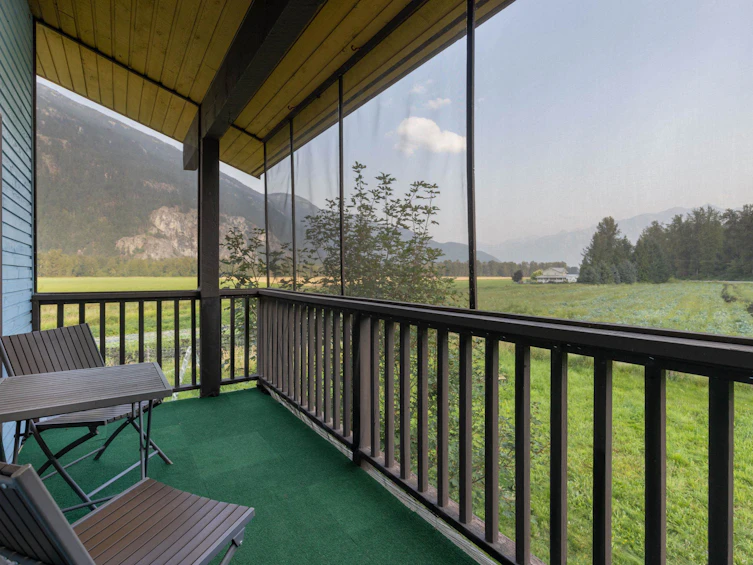 8184 Pemberton Meadows Road, Pemberton, BC, V0N 2L2 - 10