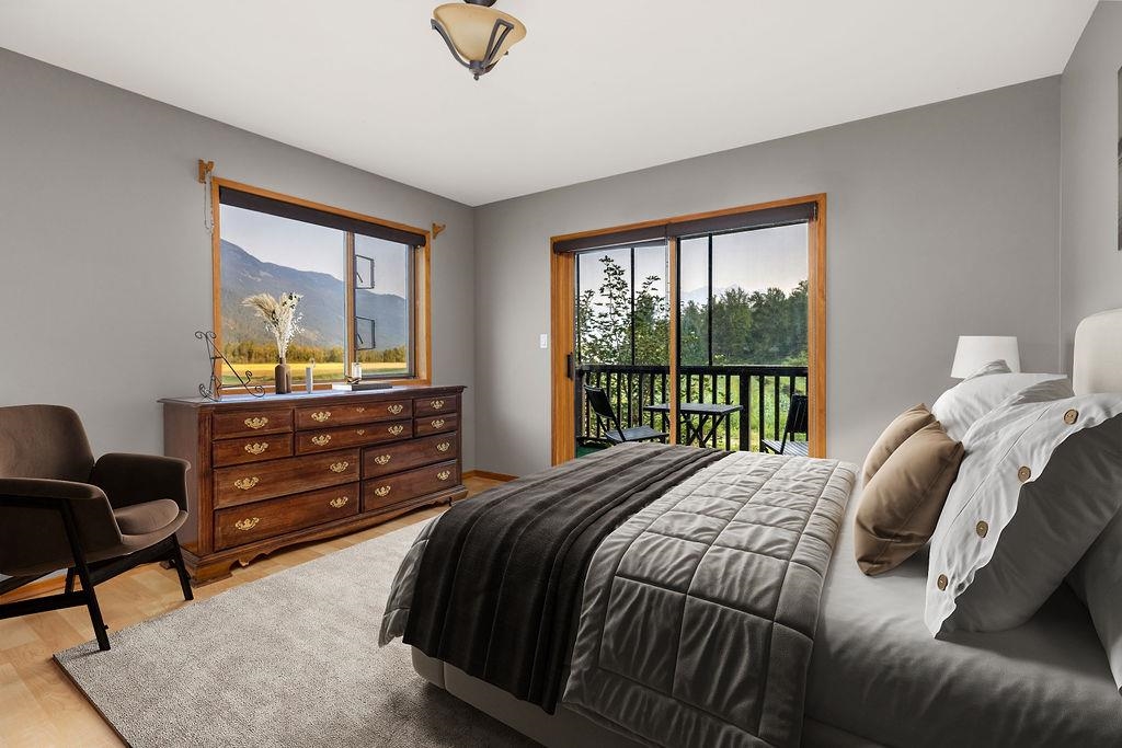 8184 Pemberton Meadows Road, Pemberton, BC, V0N 2L2 - 11