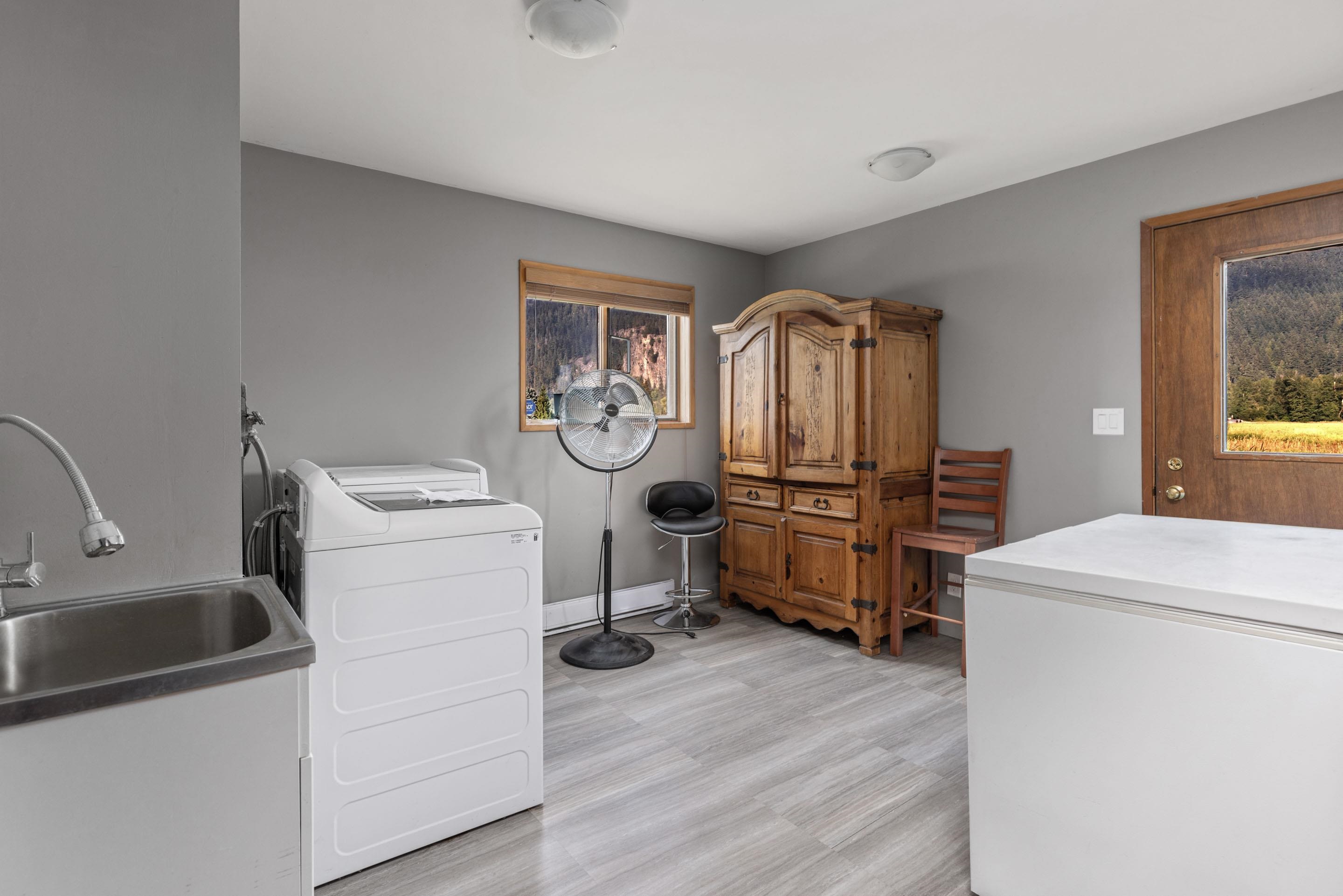 8184 Pemberton Meadows Road, Pemberton, BC, V0N 2L2 - 18