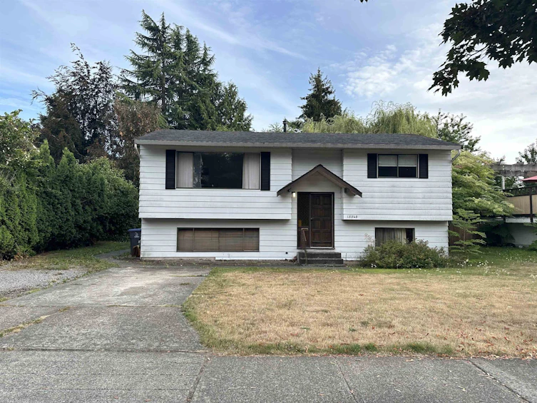 15340 87a Avenue, Surrey, BC, V3S 4Z9 - 2