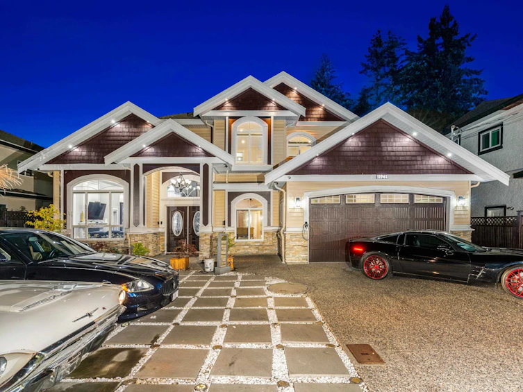 11941 82 Avenue, Delta, BC, V4C 2C6