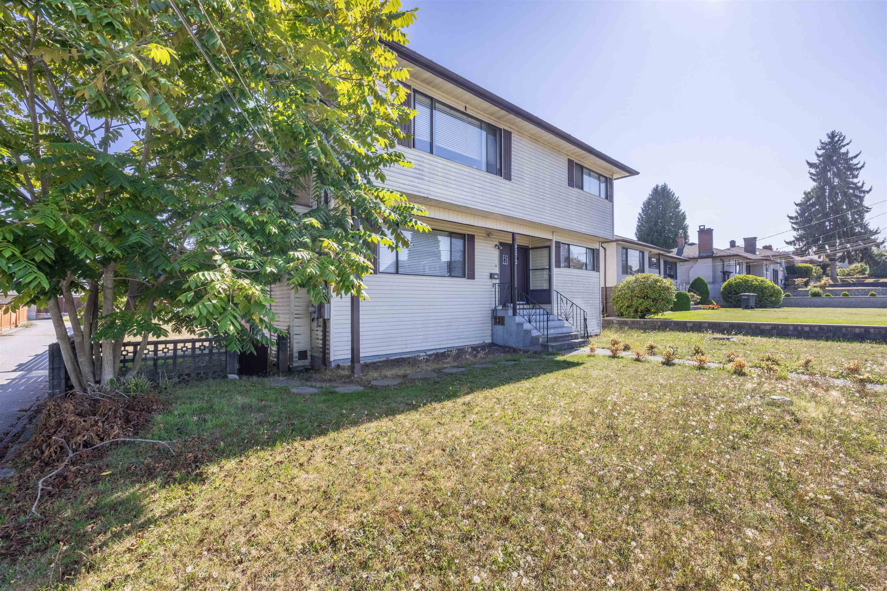 8272 17th Avenue, Burnaby, BC, V3N 1M8